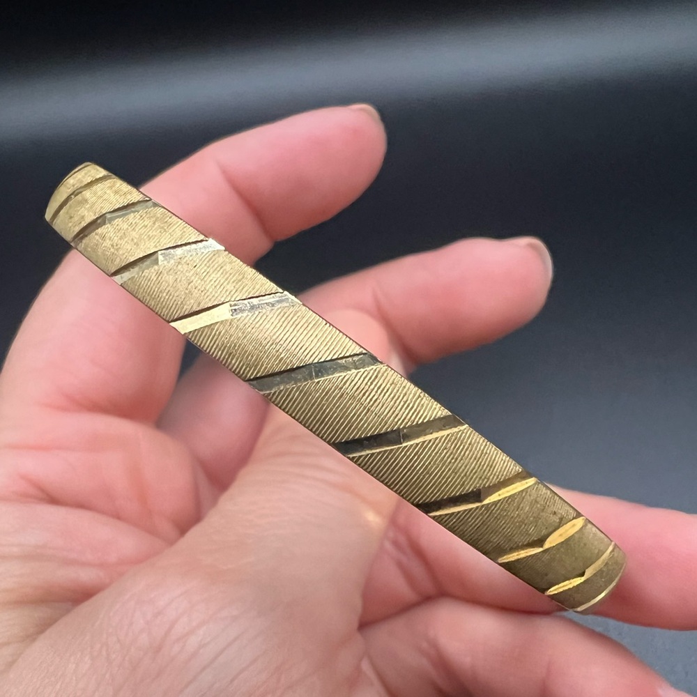 Vintage Monet Gold Tone Bangle Bracelet